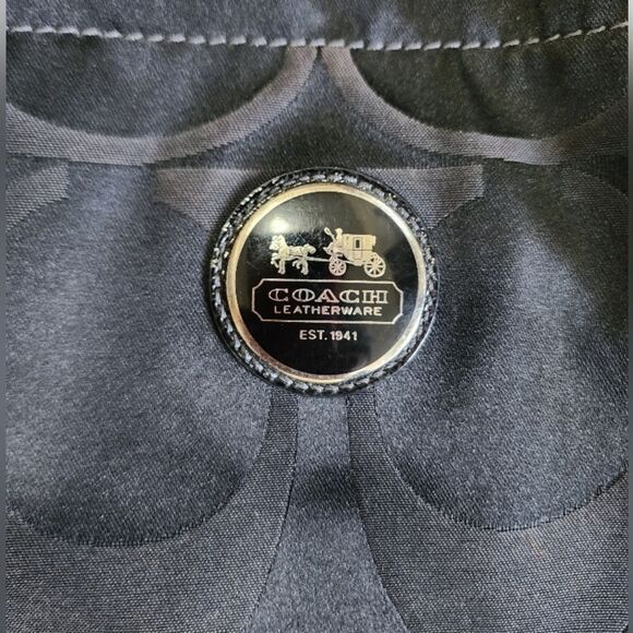 COACH Black Signature Tote Bag - Picture 4 of 8